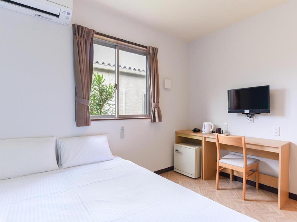 Rich Reson Ishigaki Hotel Ishigaki  Exterior photo